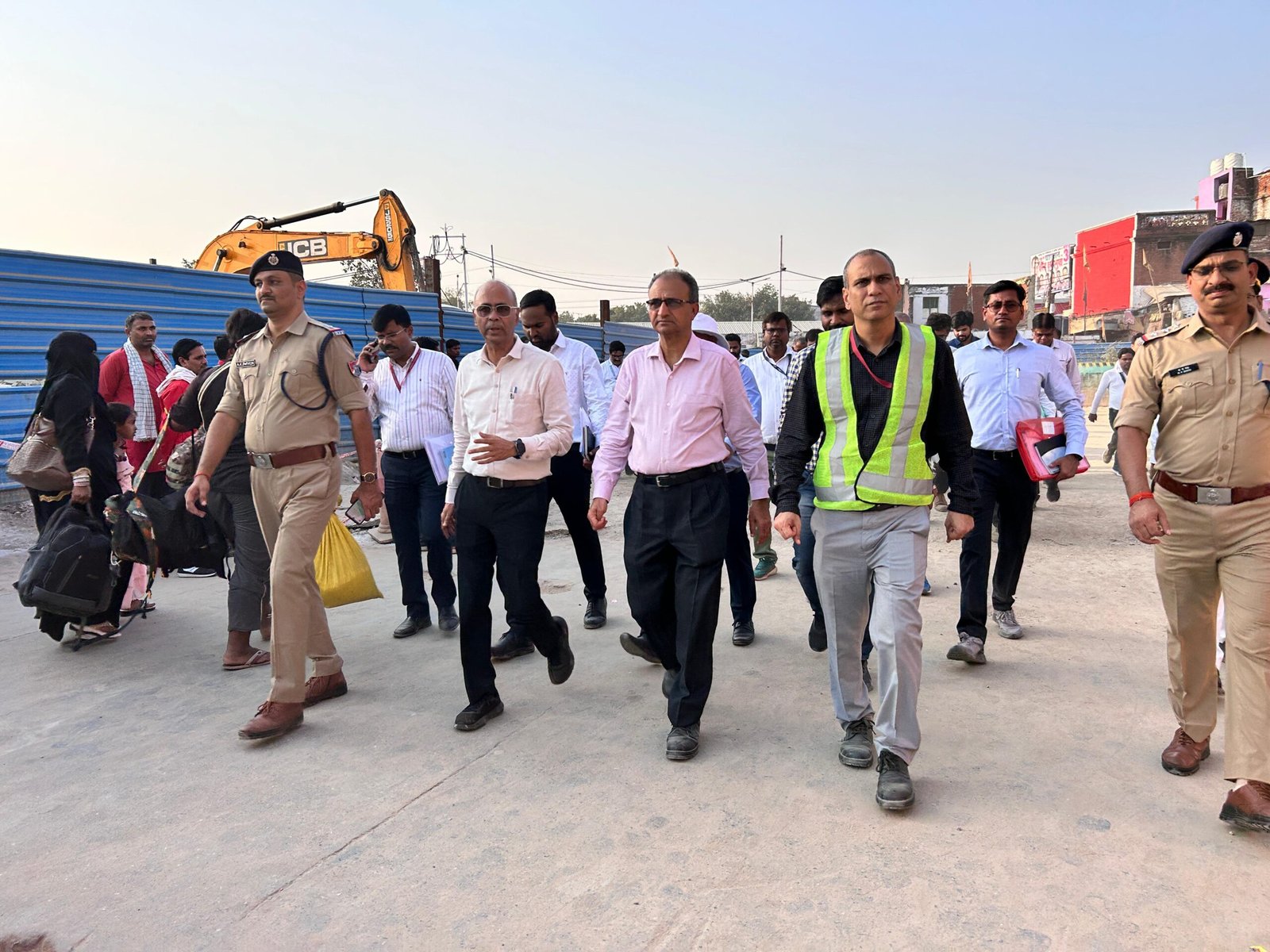 महाप्रबंधक, उत्तर मध्य रेलवे ने किया टूंडला कानपुर खण्ड का निरीक्षण