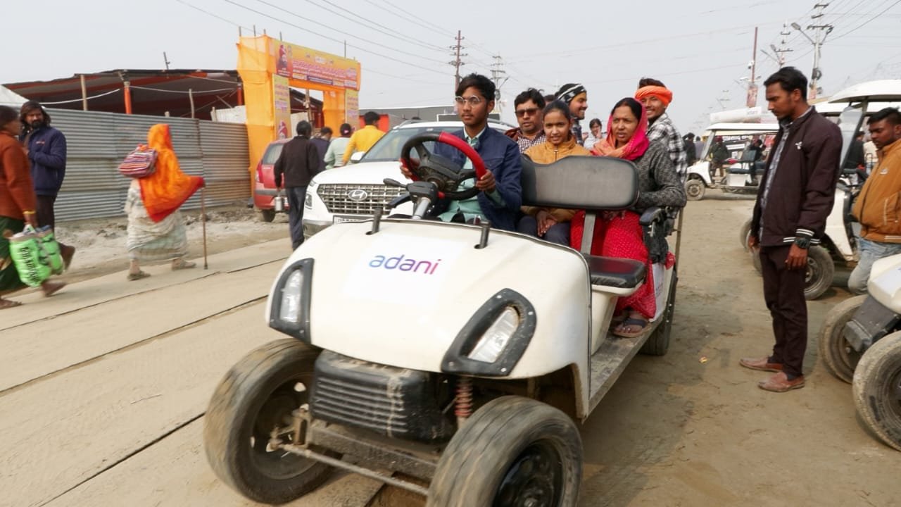 महाकुंभ 2025: अदाणी की ग्रीन गॉल्फ कार्ट 1.5 लाख श्रृद्धालुओं को घुमाएगी लगभग 1 लाख किलोमीटर